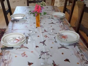 Dining - 15th Century Medieval House in Historic Hérisson Village (Hérisson)