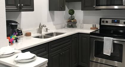 Walkable Downtown Fun! Near Riverwalk, King William, Bluestar & La Villita