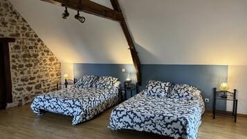 3 chambres, draps fournis