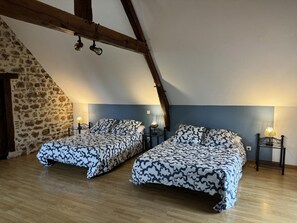 3 dormitorios y ropa de cama