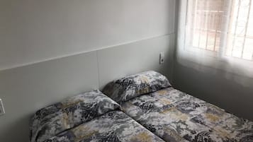 1 sovrum, sÀngklÀder och rullstolsanpassning