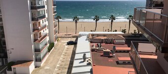Apartamento de 4 personas a primera linea de mar