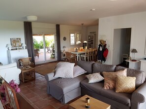 Smart TV, fireplace, DVD player, books - HOLIDAY HOME - CORTIJO (Vélez-Málaga)