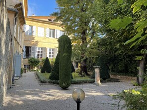 Property grounds - Charming T2 in the historic Hyper-center of Aix (Aix-en-Provence)