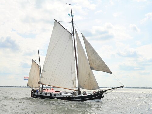 Neu: Segeln 'Phoenix' Amsterdam, 7 Kabinen, 18 Betten