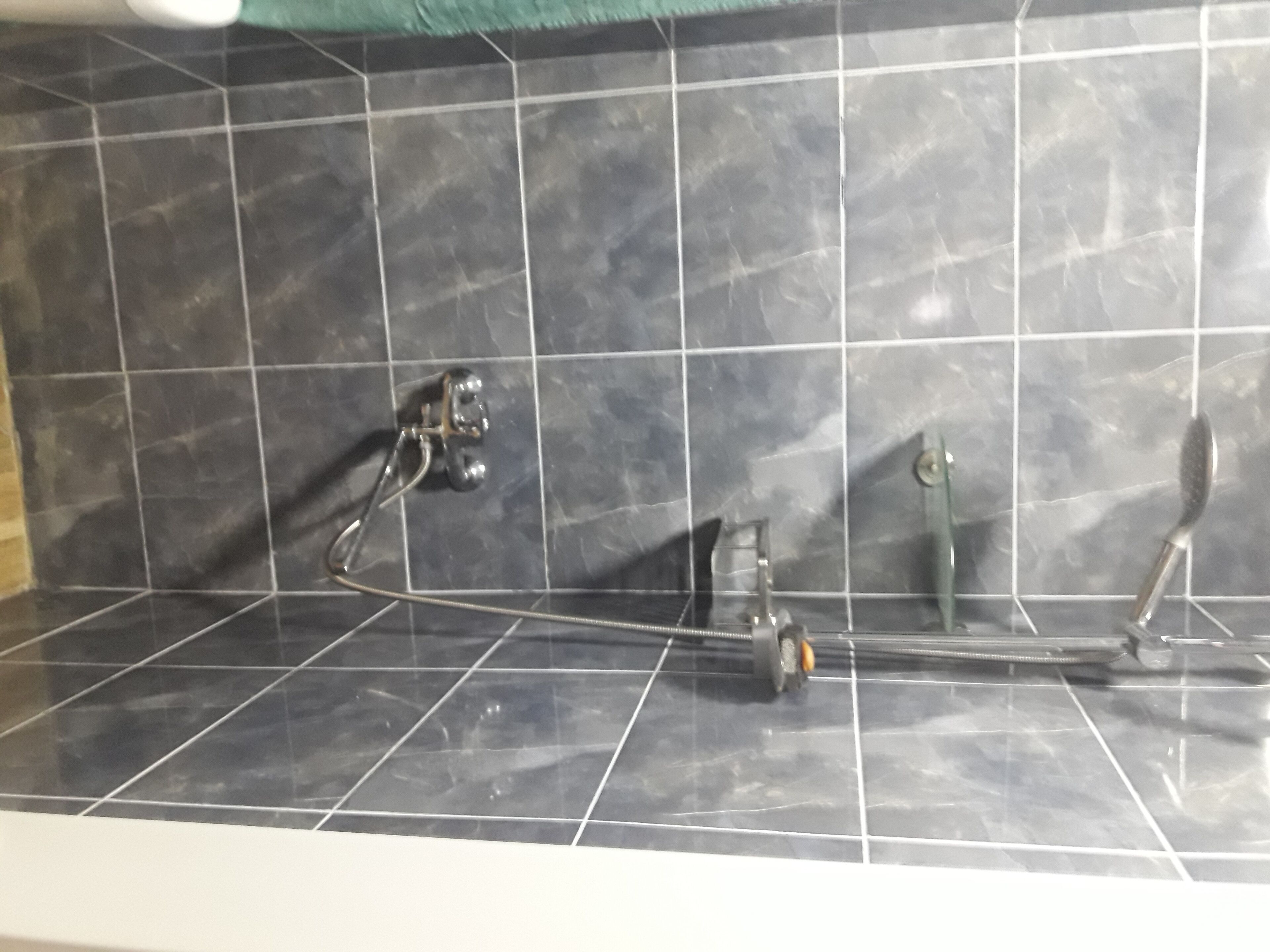 Hårtork och handdukar