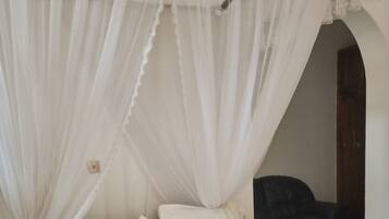 Standard Double Room, 1 King Bed | Memory-foam beds, desk, rollaway beds, free WiFi