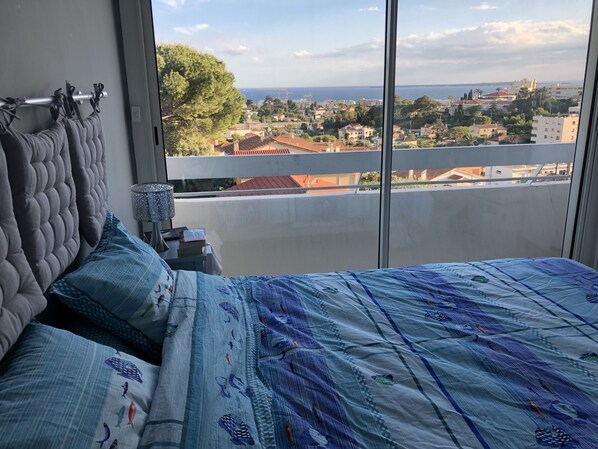 2 quartos, ferros/tábuas de passar roupa, Wi-Fi, roupa de cama