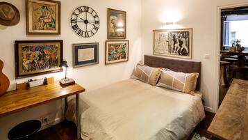 1 bedroom, iron/ironing board, WiFi, bed sheets