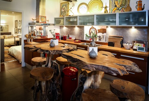 Stylish and Renovated Apartment in Old Nice