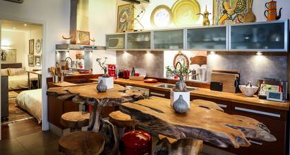 Stylish and Renovated Apartment in Old Nice