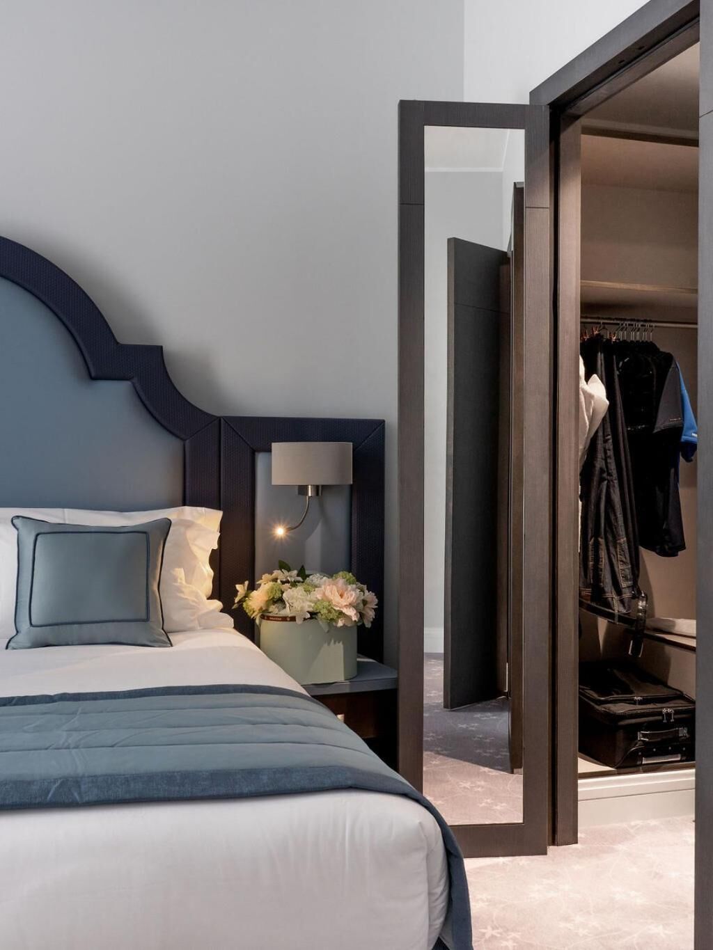 premium bedding, pillow-top beds, minibar, in-room safe