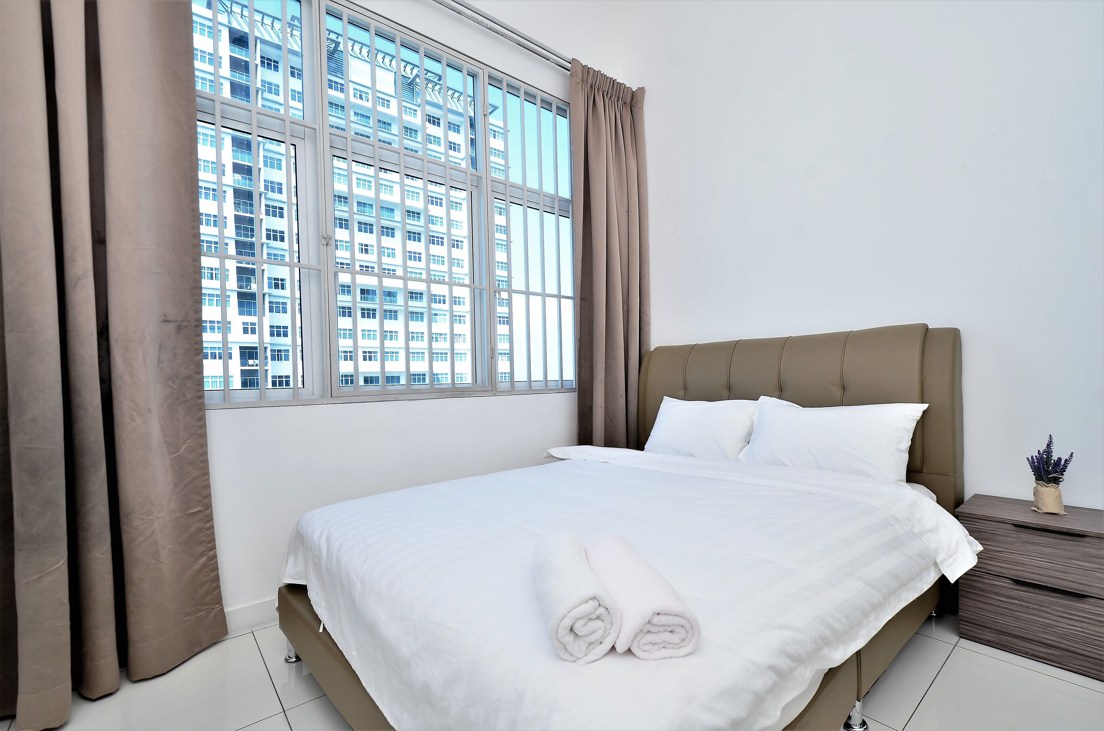 3 habitaciones, tabla de planchar con plancha y wifi 