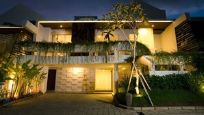 Bagian depan properti
