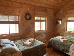 3 makuuhuonetta, vuodevaatteet