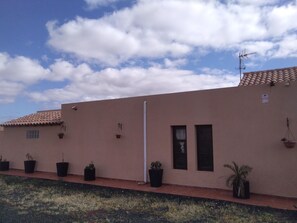 Exterior - Beautiful quiet  villa (Triquivijate, Antigua)