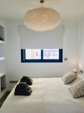 2 slaapkamers, een strijkplank/strijkijzer