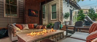 The Classy Craftsman - Beautiful Decor & Pool