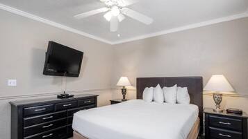 3 bedrooms, iron/ironing board, Internet, bed sheets