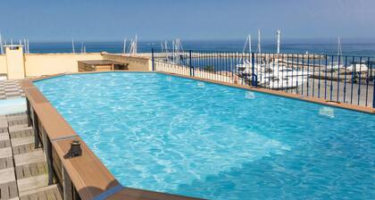 Appartement Modeste | Piscine sur le toit