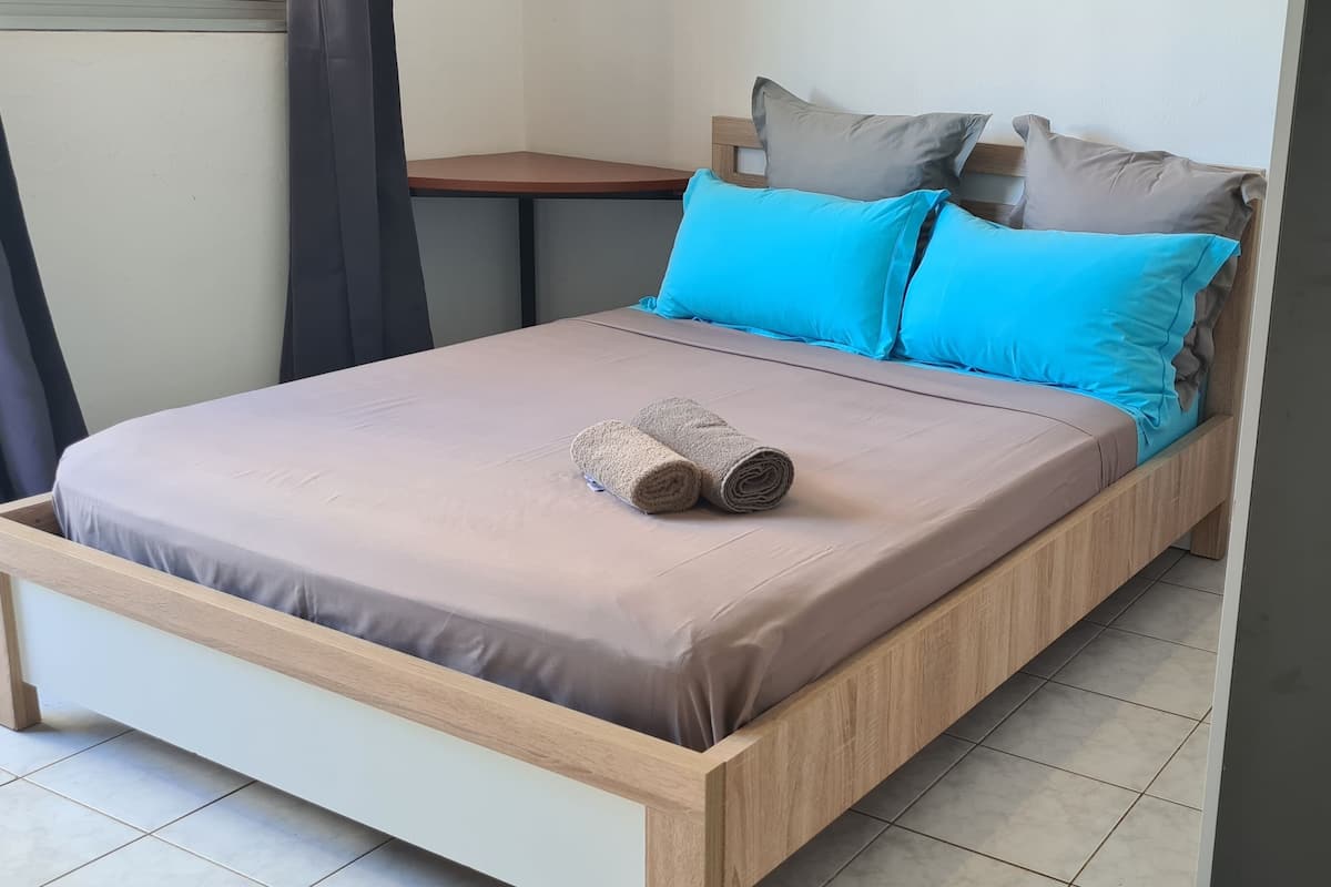 Classic Studio Suite, 1 Double Bed (STUDIO 102)