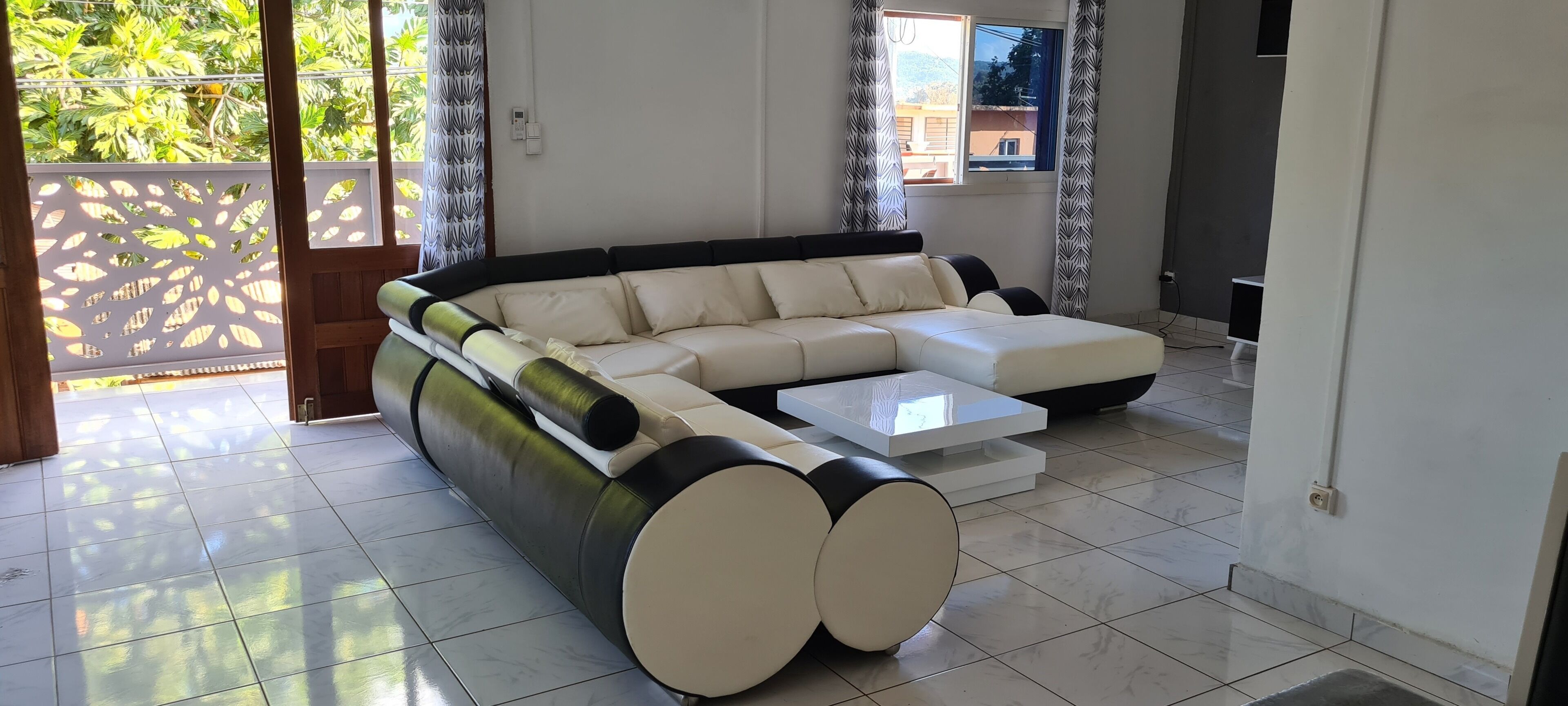 Appartement Affaires, vue montagne | Coin séjour