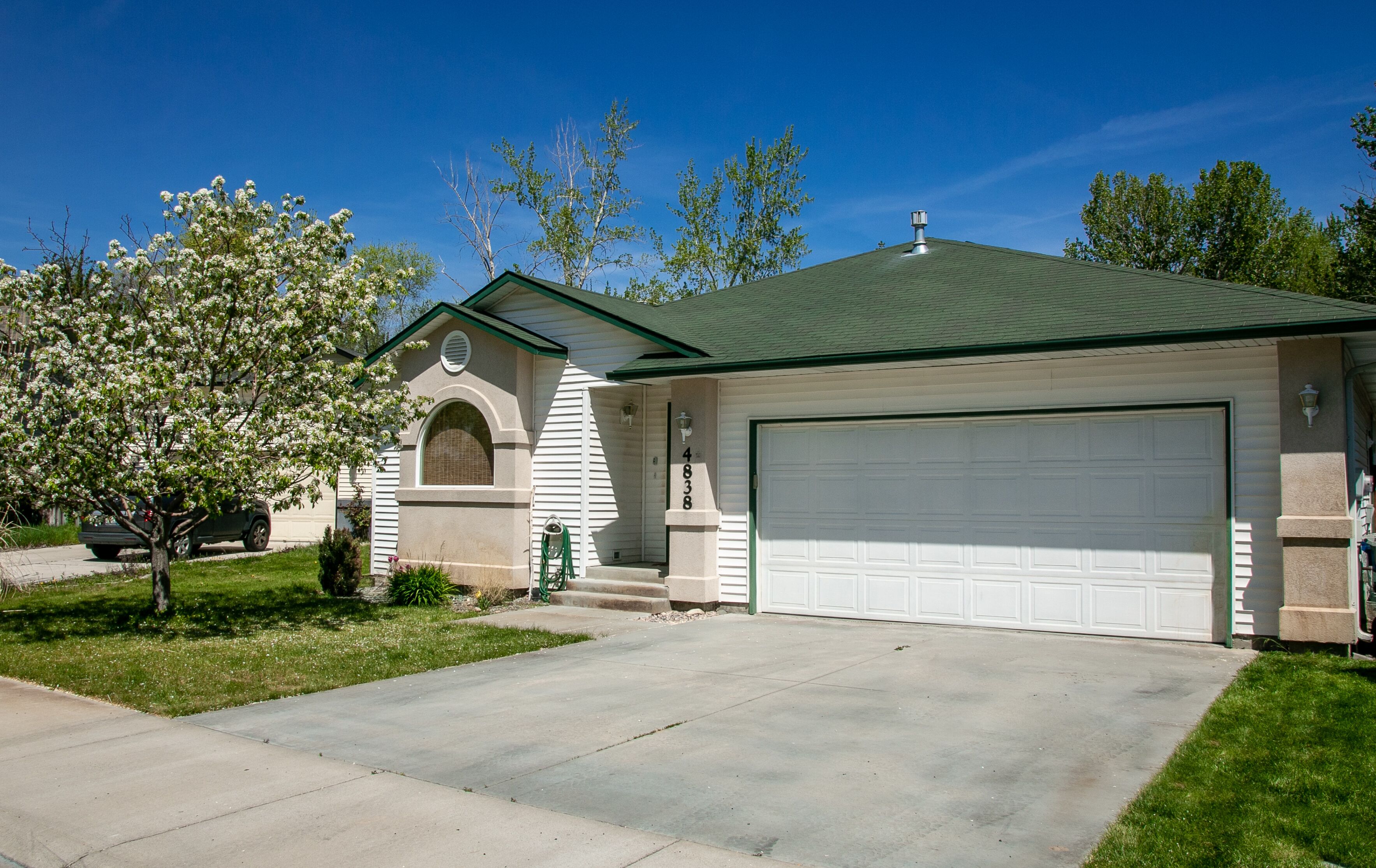 Garden City Home Away from Home