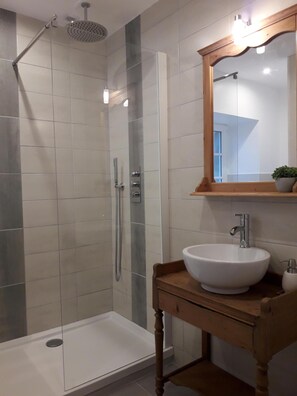 Bathtub - Domaine de la Dauvinerie Gîte Escapade (Gratot)