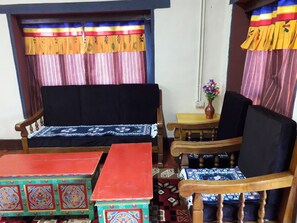 Couple Room | Interior entrance