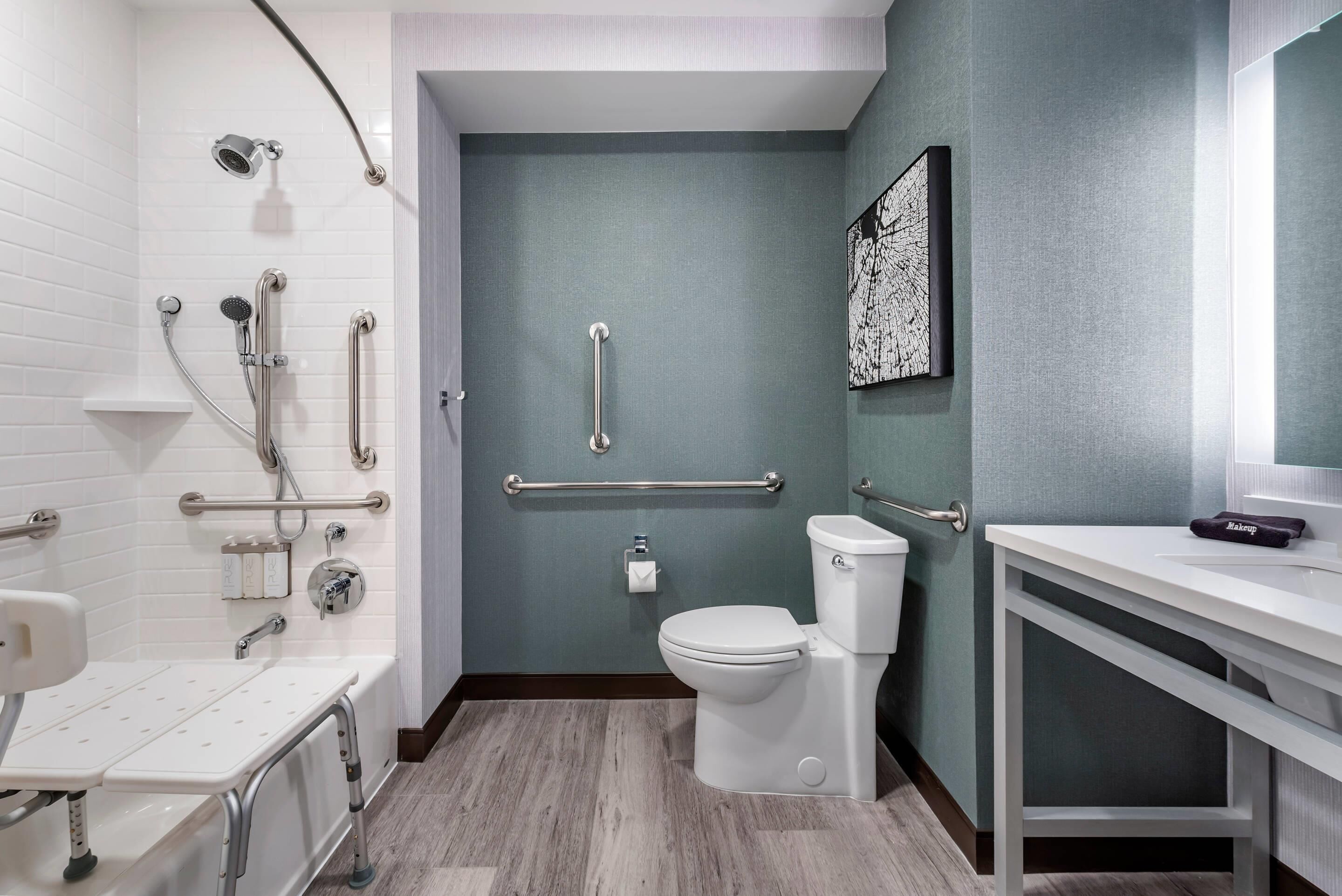 in-room safe, desk, laptop workspace, blackout curtains