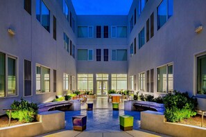 Property amenity - Element Hampton Peninsula Town Center (Hampton)