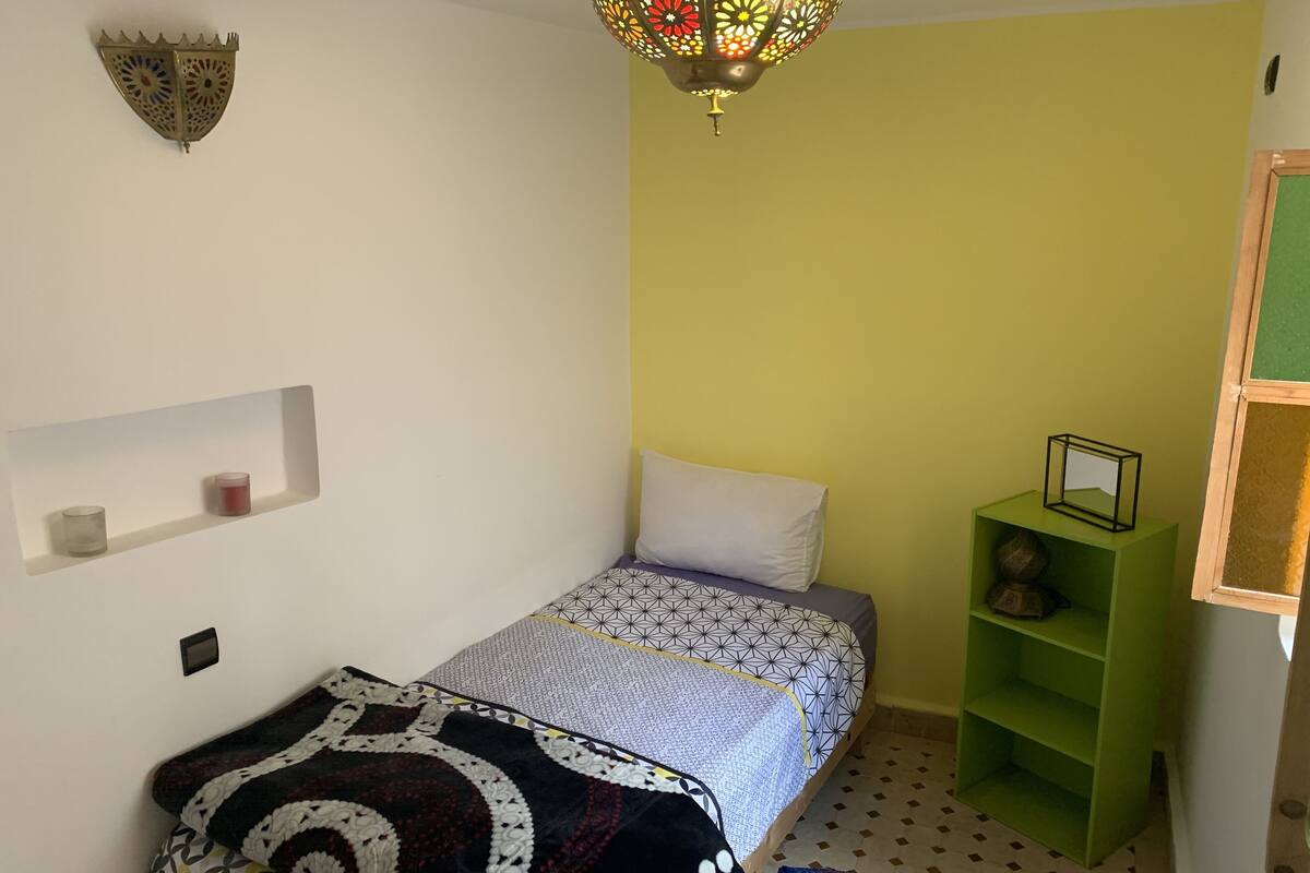 In-room safe, free WiFi, bed sheets