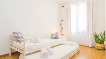 3 Schlafzimmer, Bügeleisen/Bügelbrett, kostenloses WLAN, Bettwäsche