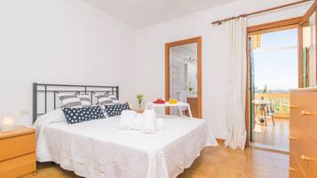 3 Schlafzimmer, Bügeleisen/Bügelbrett, kostenloses WLAN, Bettwäsche