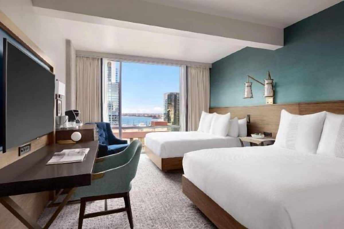 1 bedroom, in-room safe, desk, blackout drapes