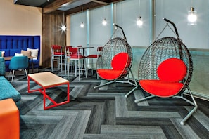 Lobby - TRU by Hilton Terrell (Terrell)