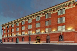 Exterior - SpringHill Suites by Marriott Montgomery Downtown (Montgomery)