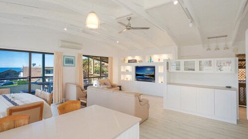 Kianga Parade Beach House