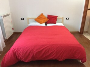1 Schlafzimmer, Bügeleisen/Bügelbrett, Internetzugang, Bettwäsche