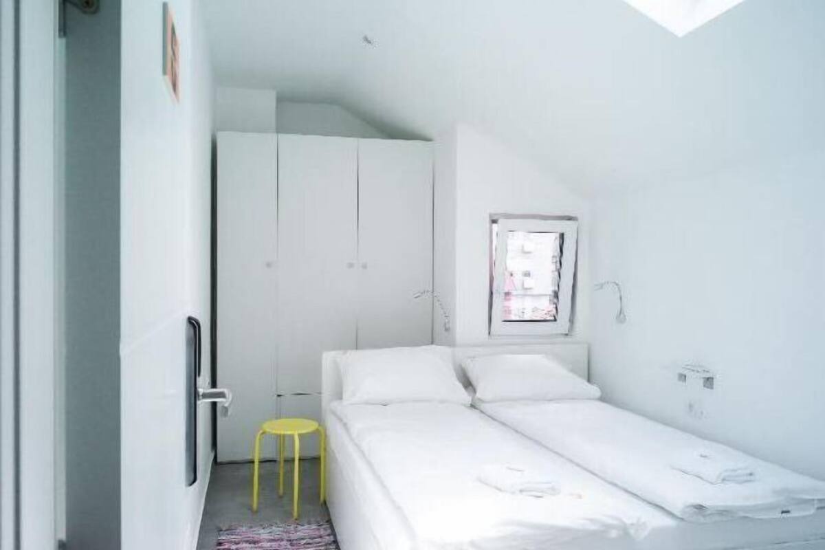 Blackout curtains, free WiFi, bed sheets