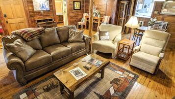 Smart-tv, videospelletjes, een dvd-speler en boeken