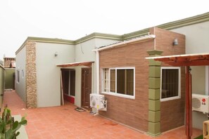 Exterior - Casa De Gracia (Accra)