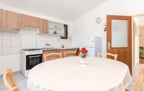 Fridge, stovetop, cookware/dishes/utensils