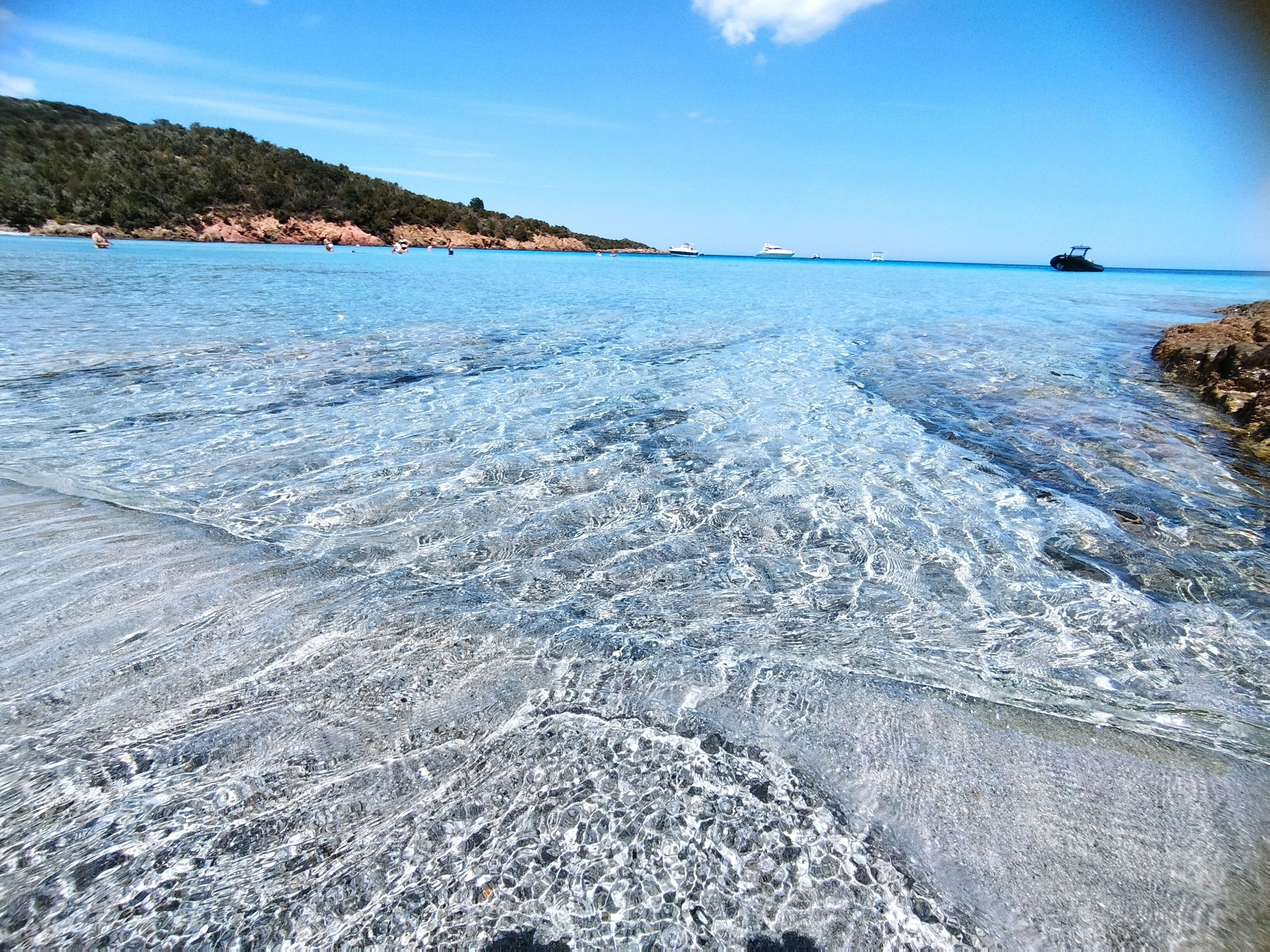 Plage, chaises longues