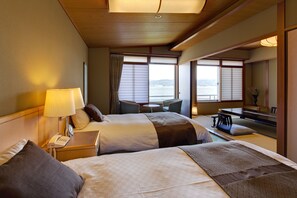 Japanese Western Style Twin Room | Premium bedding, free minibar items, in-room safe, free wired Internet - Naniwa Issui (Matsue)