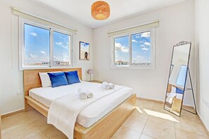 2 chambres, fer et planche Ă repasser, Wi-Fi, draps fournis