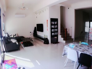 Familiehus, 5 soverom, ikke-røyk | Lobby