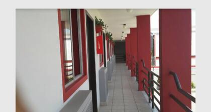 Hotel El Descanso Inn