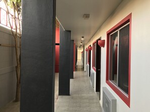 Hallway - Hotel El Refugio (Tijuana)
