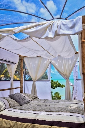 Family Bungalow, 1 Bedroom, Private Bathroom, Sea View | Hypo-allergenic bedding available, down comforters, WiFi (free) - Hacienda  Jadan (Chetumal)